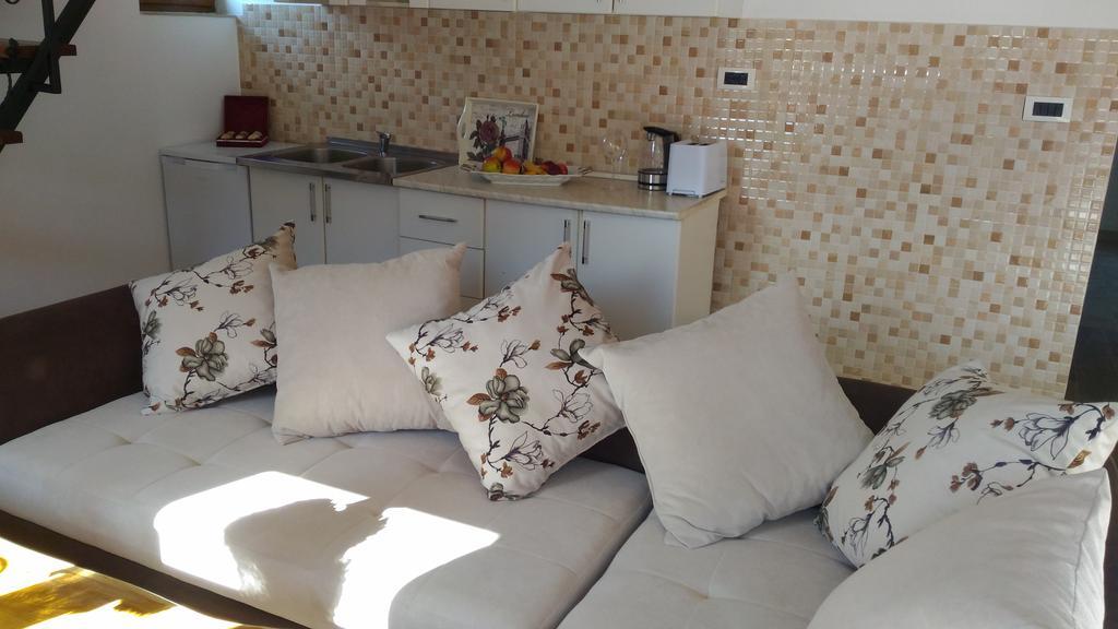Apartment Mond Virpazar Dış mekan fotoğraf